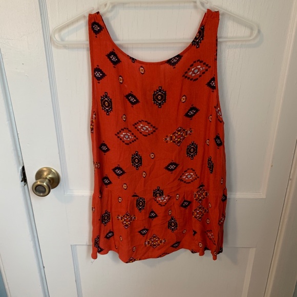 Patterned Tank Top Blouse - Picture 2 of 4